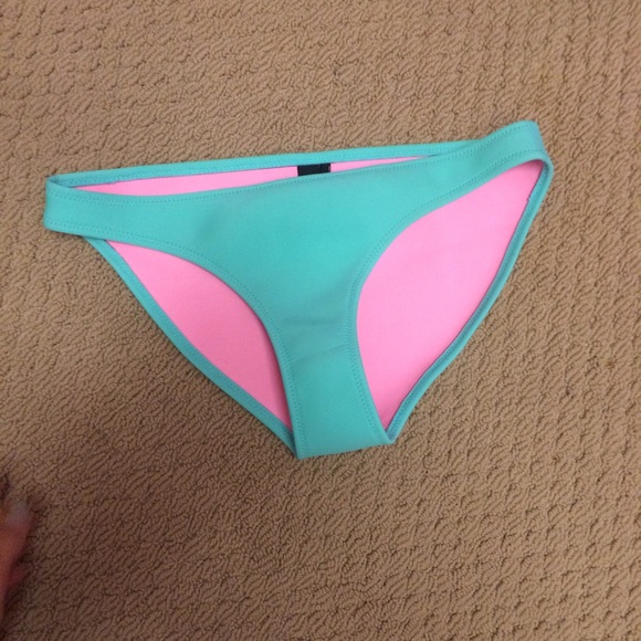 blue triangl bikini bottoms