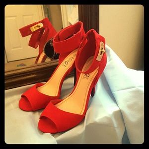 Red 4" peep toe heels