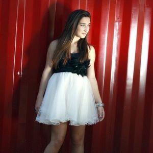 Black and white Prom/ Homecoming Dress size 3