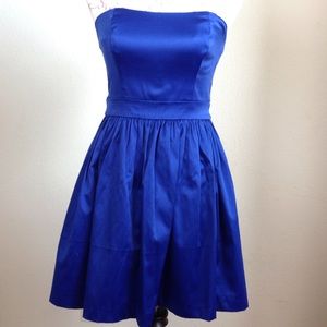 Strapless blue party dress