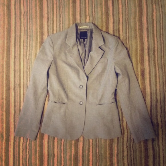 The Limited Size 6 Light Grey 2-Button Blazer