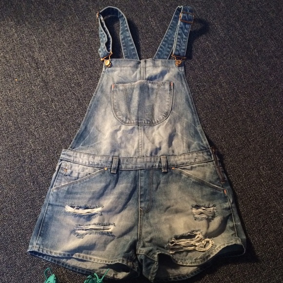 Denim Jumper Shorts!!!💙