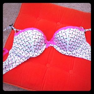 Flash sale 🎉 Victoria's Secret Bra 34b