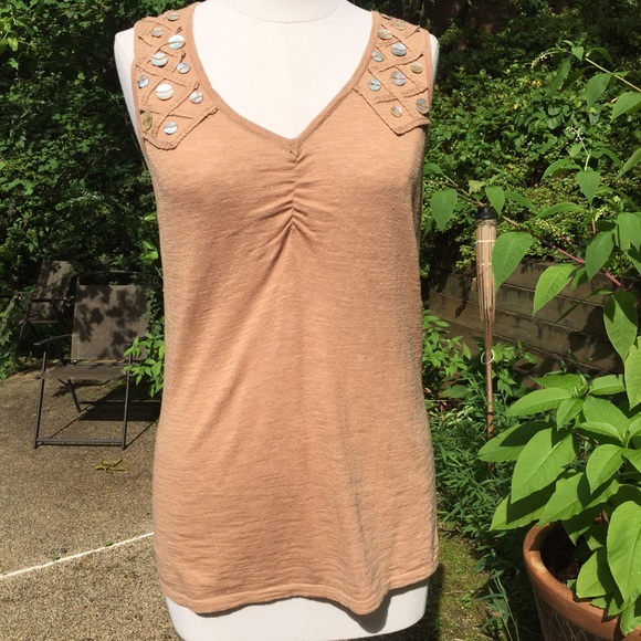 🐿Abalone Shell Detail top - Picture 2 of 3