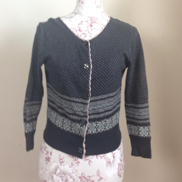 Wintery cardigan
