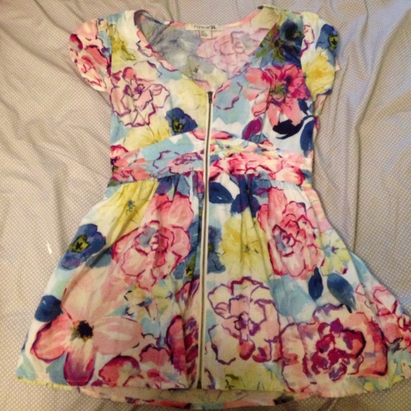 Forever 21 Floral Top