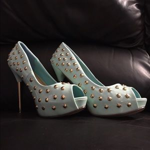 Mint Green Pumps
