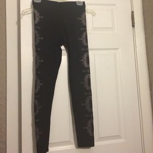 PINK Black Tribal Print Leggings