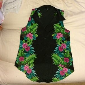 Tropical print high low button down