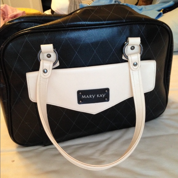 Large Mary Kay travel bag or tote bag.