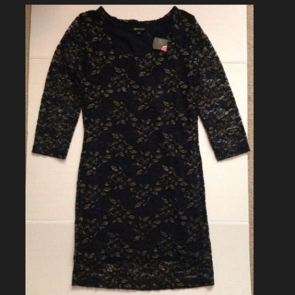 Black and gold lace body con dress