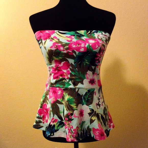 Floral Peplum Top.