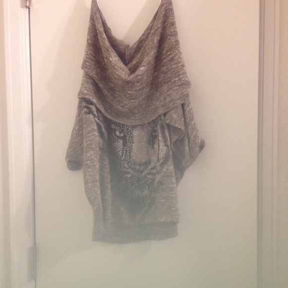 Winter cheetah shirt