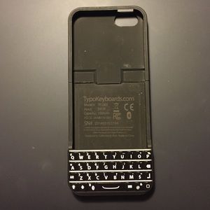 iPhone 5/5s Typo Keyboard