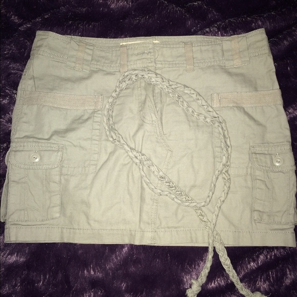 Light green/gray cargo skirt