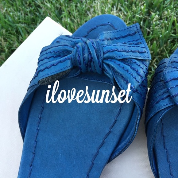 {MIU MIU} Denim Washed Sandals - Picture 2 of 4