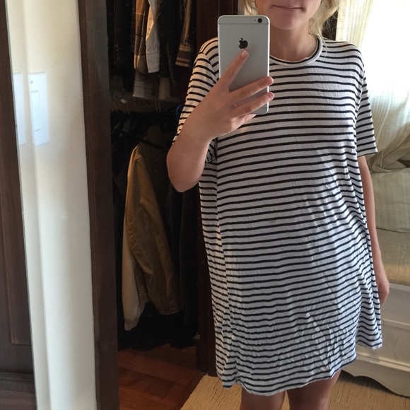 Brandy Melville t-shirt dress