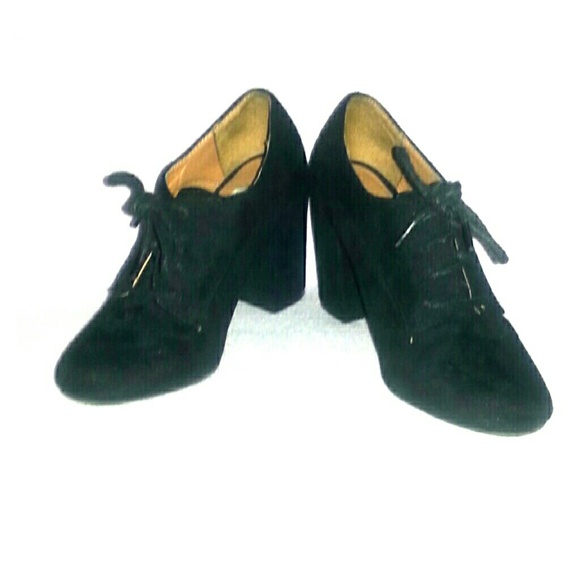 A.n.a Heels