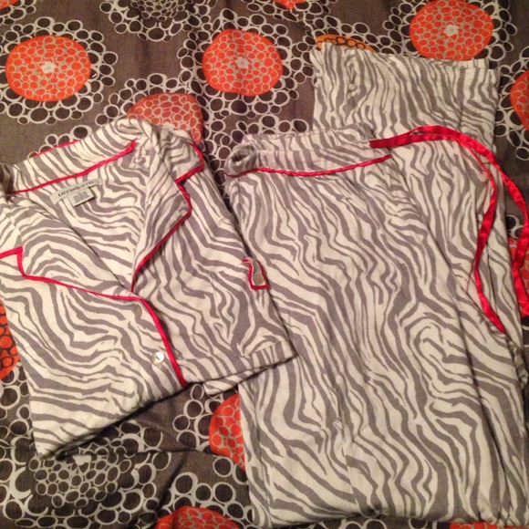 Set of zebra pajamas
