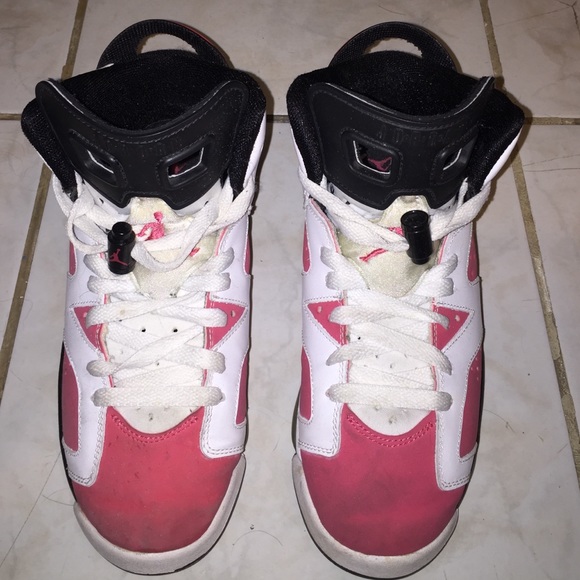 Jordan Coral 6's ✨