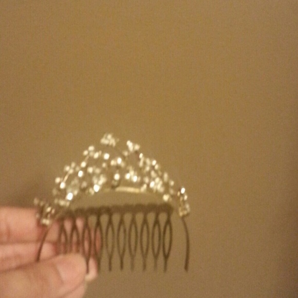 Small crown - Picture 2 of 3