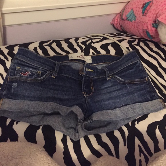 Hollister short shorts