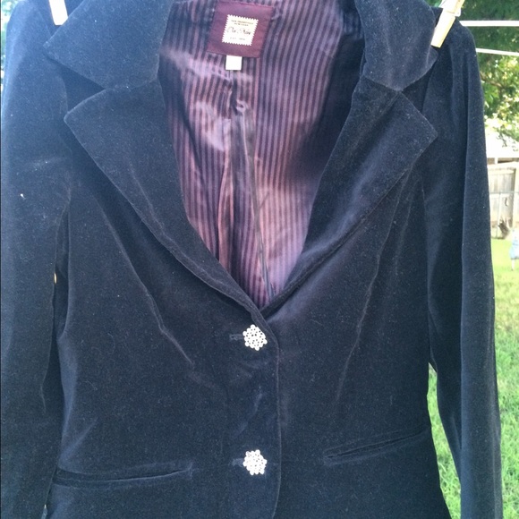 Black velvet fitted blazer - Picture 2 of 4