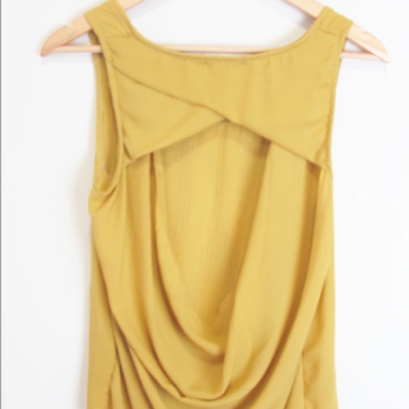 Studded Open Back Top - Picture 3 of 3