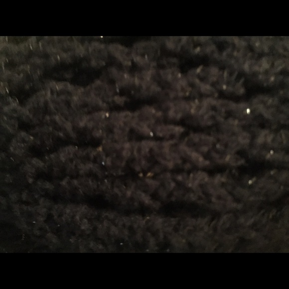 BRAND NEW NEVER WORN NAVY SWEATER - Picture 3 of 3