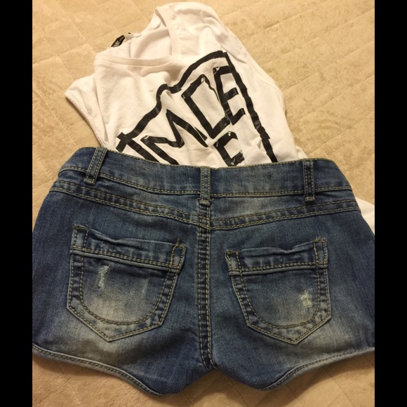 Mossimo Denim Shorts - Picture 2 of 4