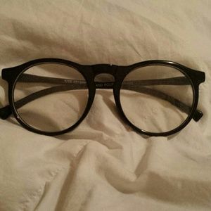 2 Plastic Black Glasses