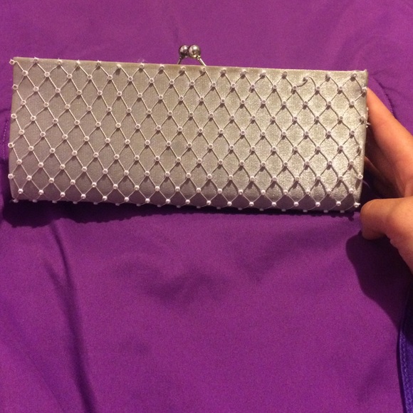 Silver clutch