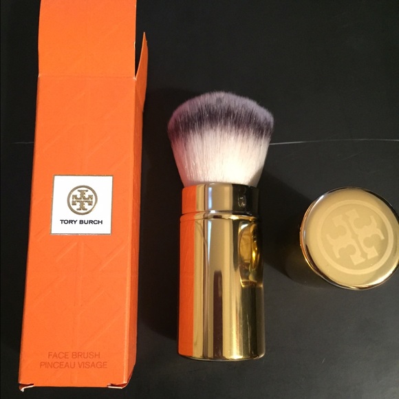 Tory Burch makeup brush