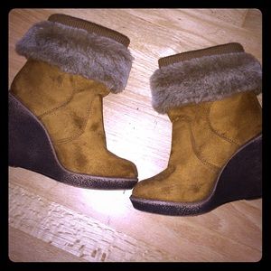 Faux suede & fur booties