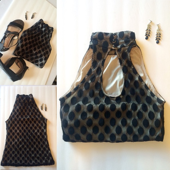 Long neck black shirt