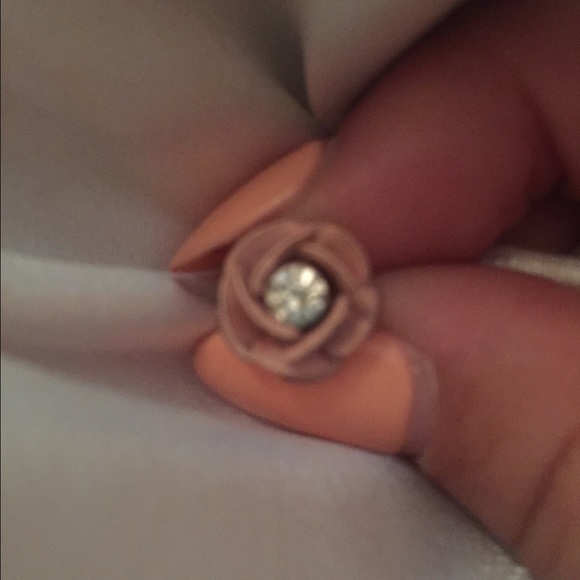 Flower earrings - Picture 2 of 2