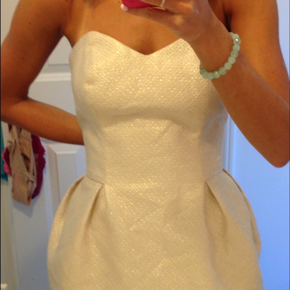 Amanda Uprichard strapless champagne party dress
