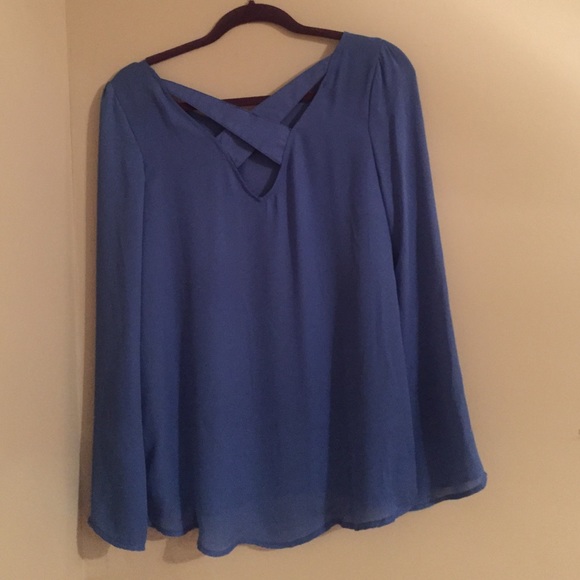 Blue crisscross back long sleeve blouse - Picture 2 of 4