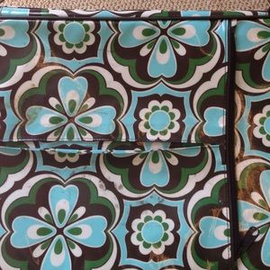 Black and blue pattern Roxy suitcase