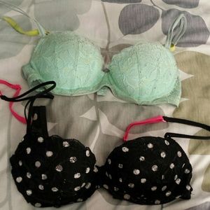 VICTORIA SECRET PINK BRAS 34A (push up )