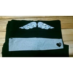 Victoria's Secret: Perfect Yoga Pants Bundle