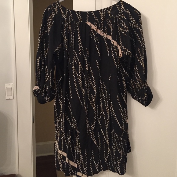 Black tunic from Urban Outfitters - Picture 3 of 3