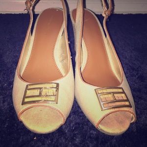 Open toe Tommy Hilfiger heals