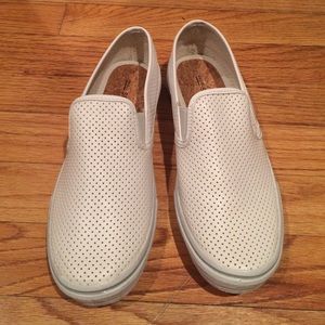 Slip on sneakers