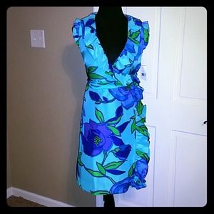 NWT Kate Spade Silk Wrap Floral Dress. Size 4