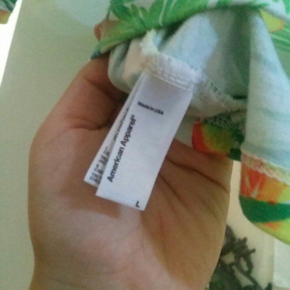 American Apparel Off the Shoulder Crop Top - Picture 3 of 3