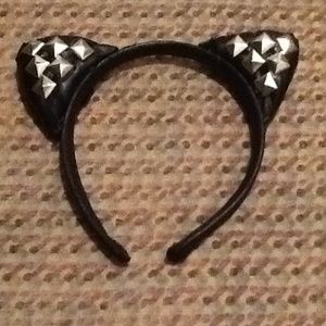 Cute studded black kitty ears🐱