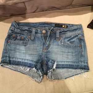 Cut off shorts