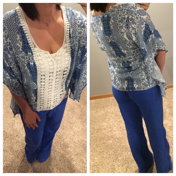 • Cobalt Blue Patterned Top • - Picture 2 of 3