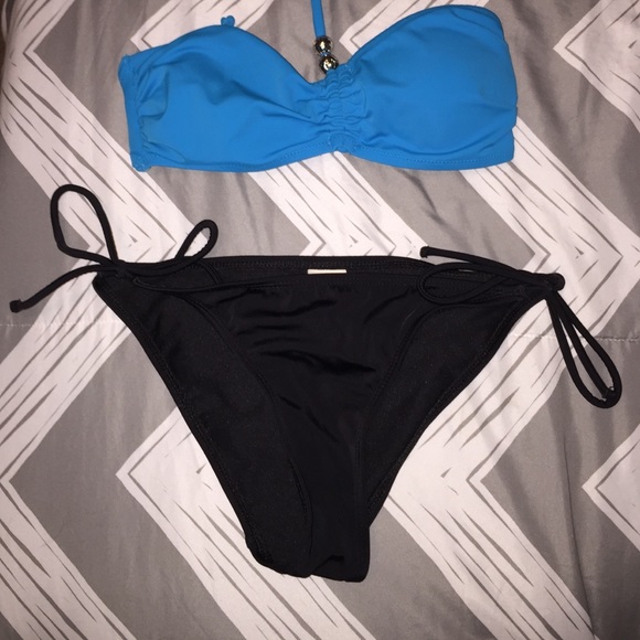 cute turquoise and black bathing suit 💙